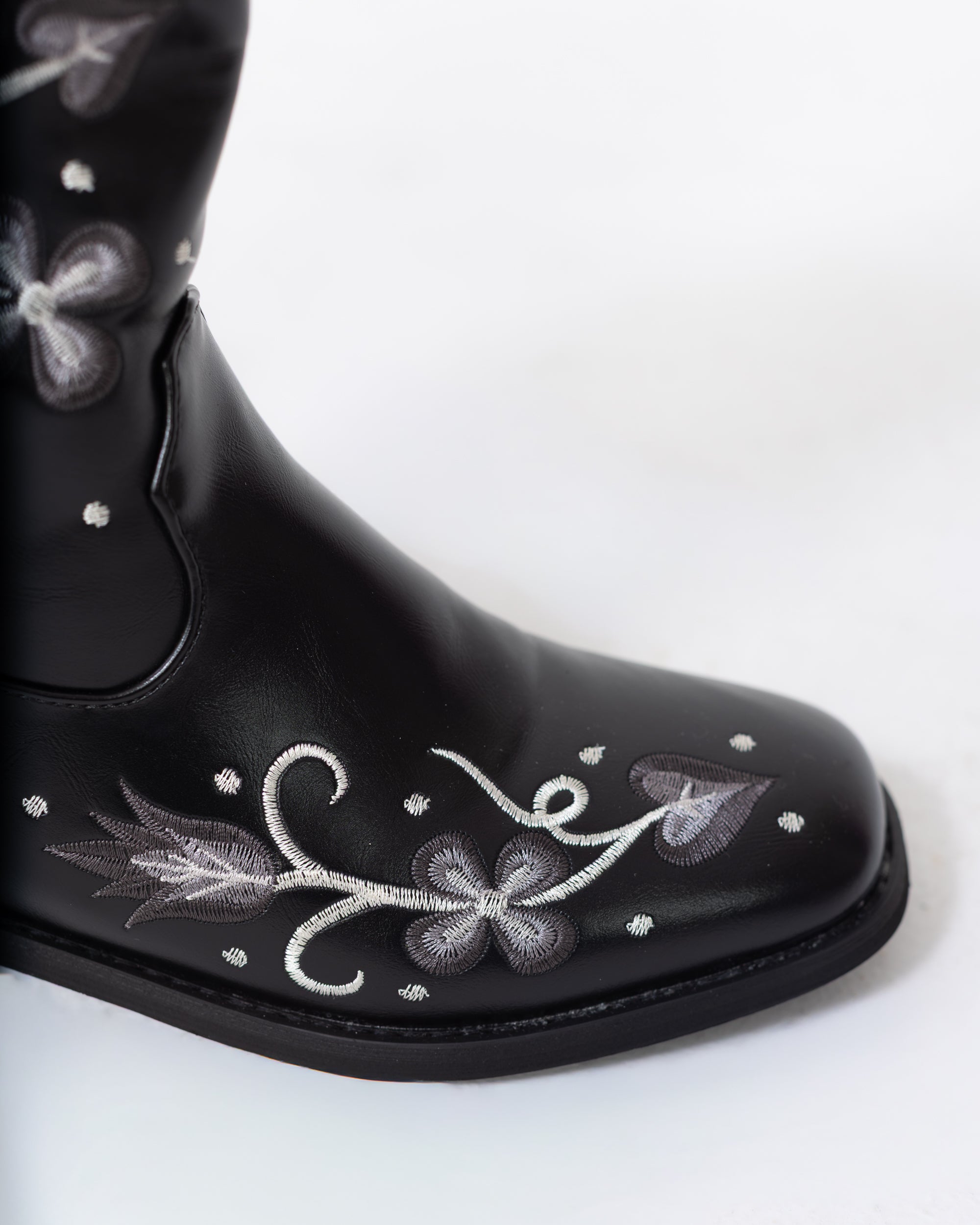 Woodland Cowgirl Black – Ocean Kiana