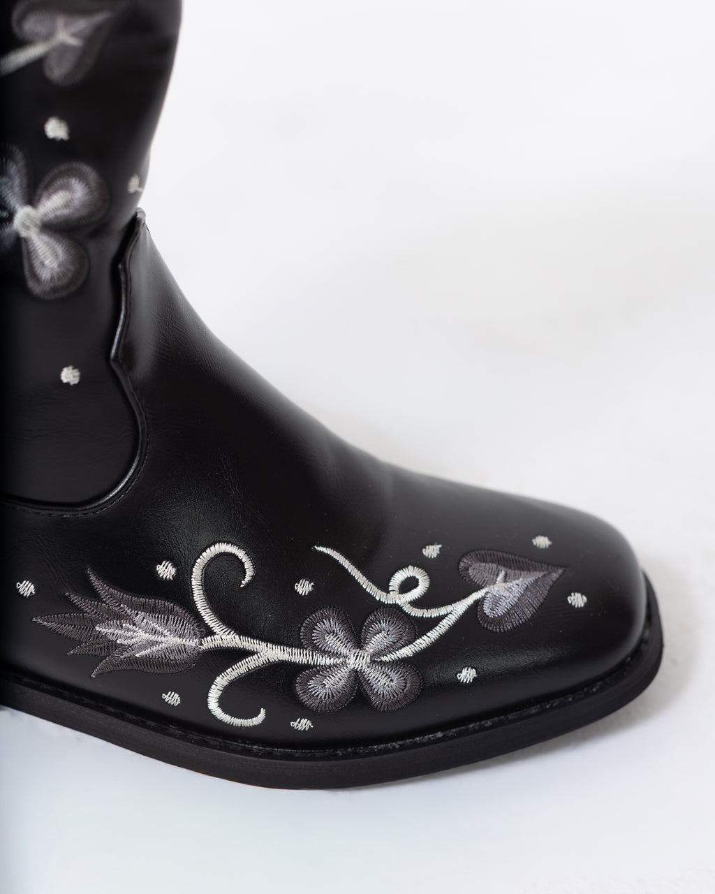 Woodland Cowgirl Black